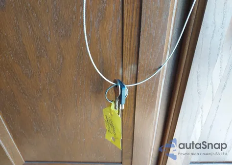 2014 Hyundai Santa Fe z USA, uszkodzony, nr VIN 4V0FC2824EE013174